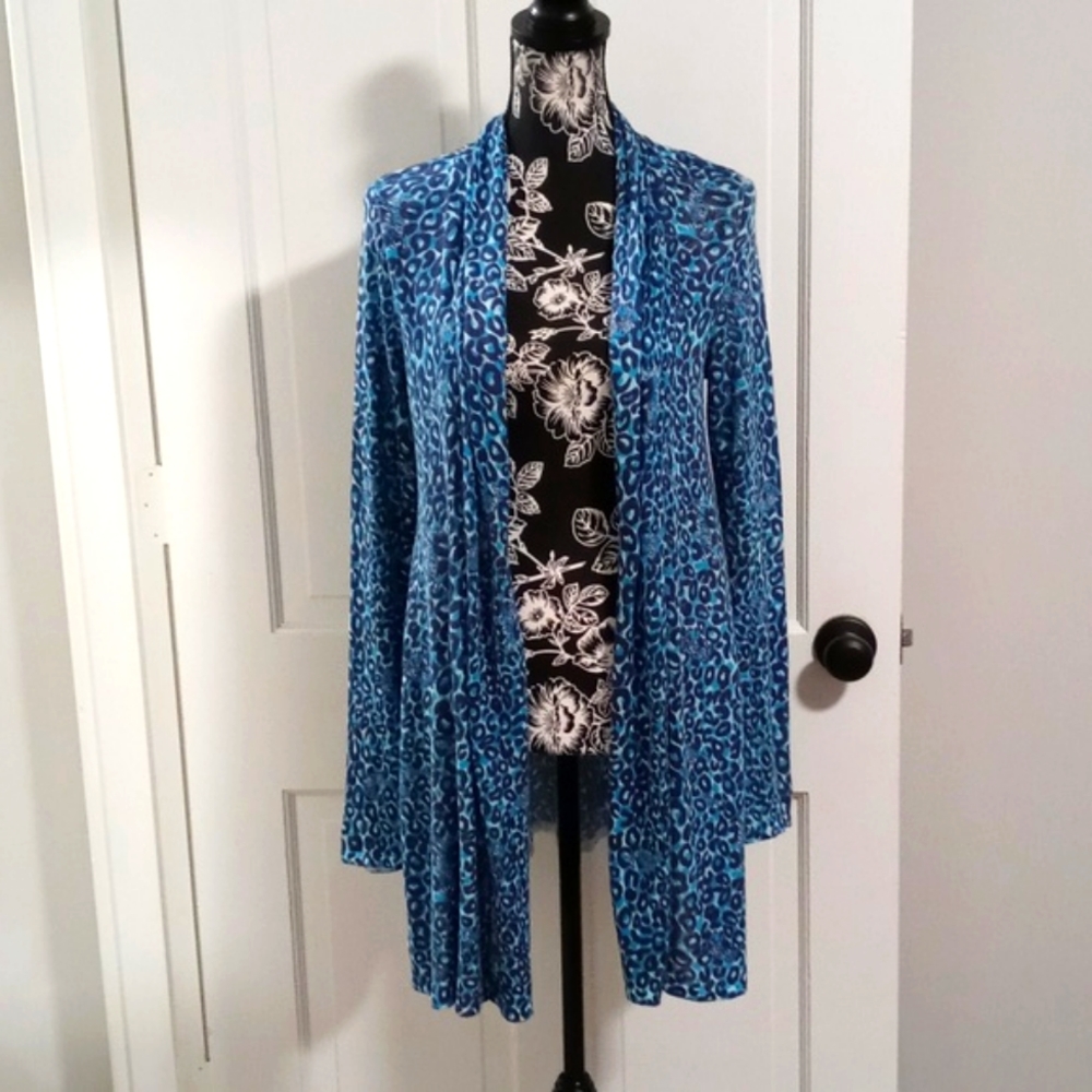 💙RARE Lilly Pulitzer💙 - Connell Sweater Wrap
